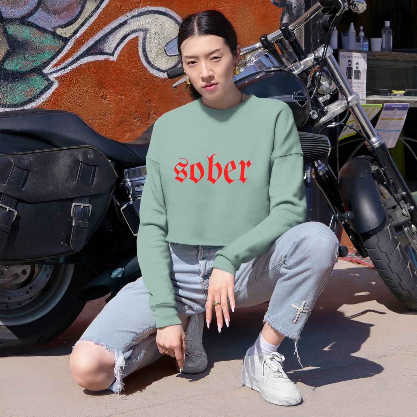 Cropped Sweatshirt - Sober Motivation